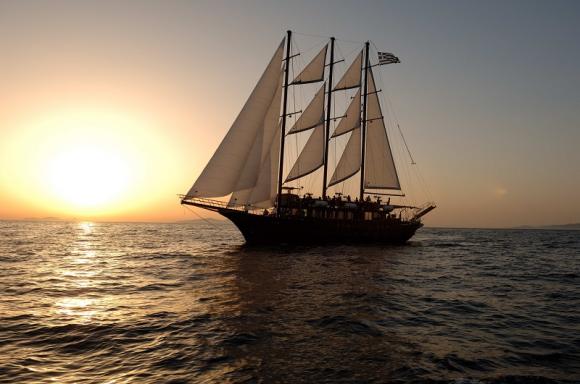 Sunset Panoramic Cruise of the Caldera - Volcano & Hot Springs 